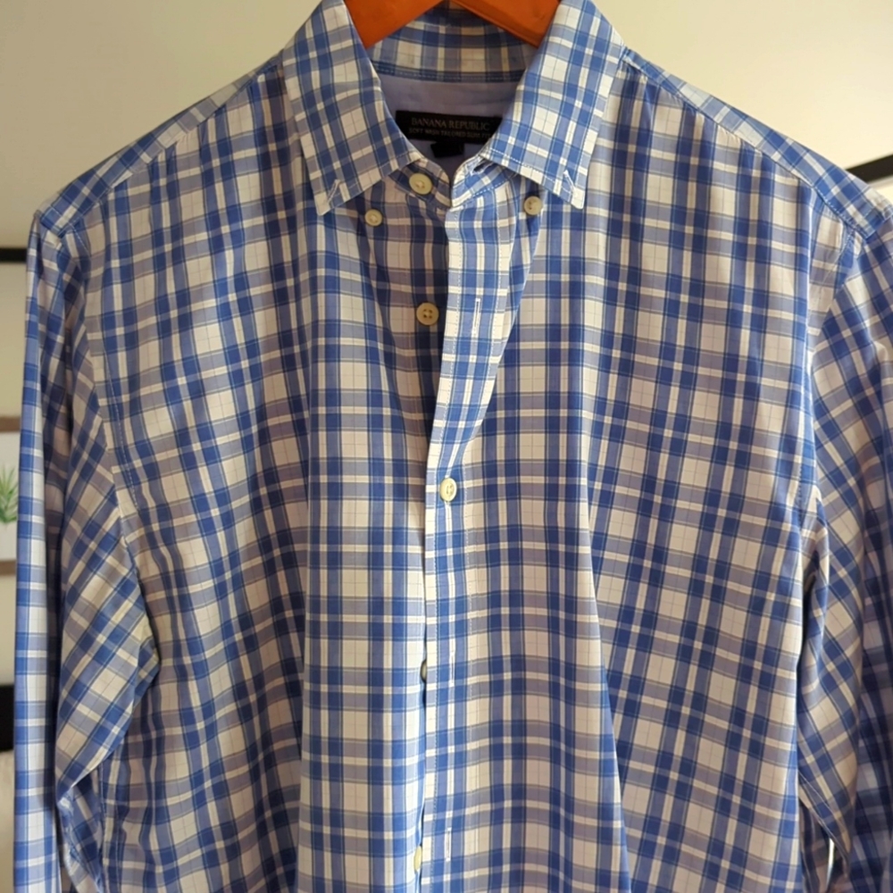 Men's medium button down shirt